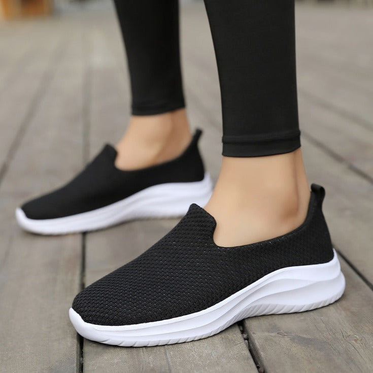 Tiosebon Travel Comfort Walking Shoes-Black
